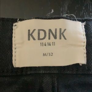 Black ripped jeans KDNK